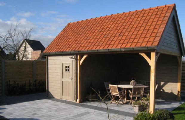 Cottage met zadeldak